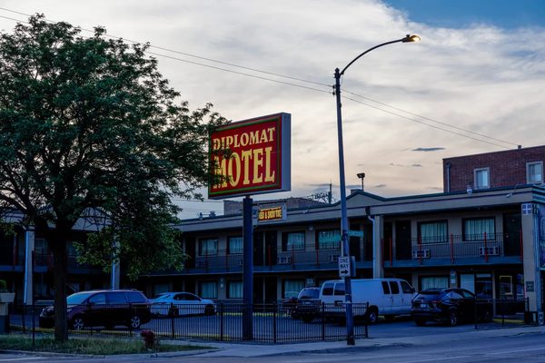 Diplomat Motel Chicago Illinois — Property