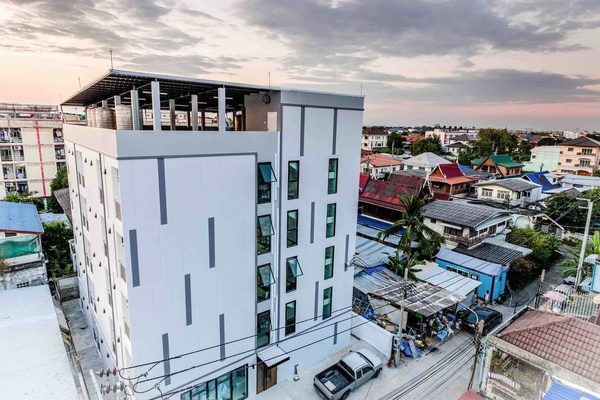 Don Muang Hotel — Property
