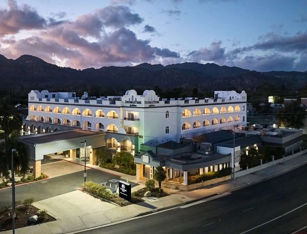 DoubleTree by Hilton Chatsworth — Property