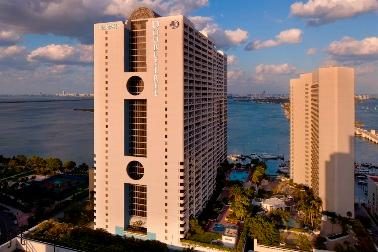 DoubleTree by Hilton Grand Hotel Biscayne Bay Miami Florida — Property