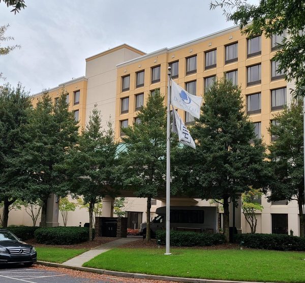 Doubletree By Hilton Hotel Atlanta Airport — Property