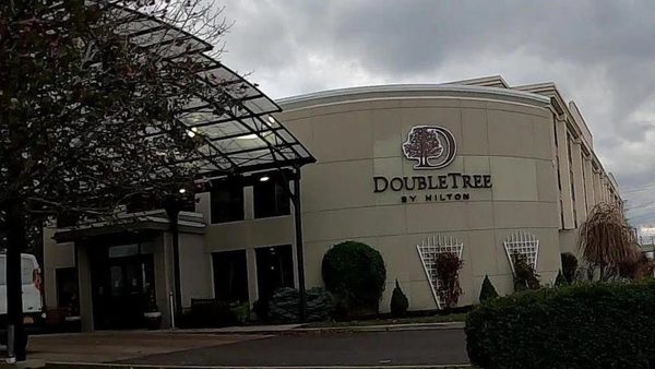 DoubleTree by Hilton Hotel Buffalo Amherst — Property