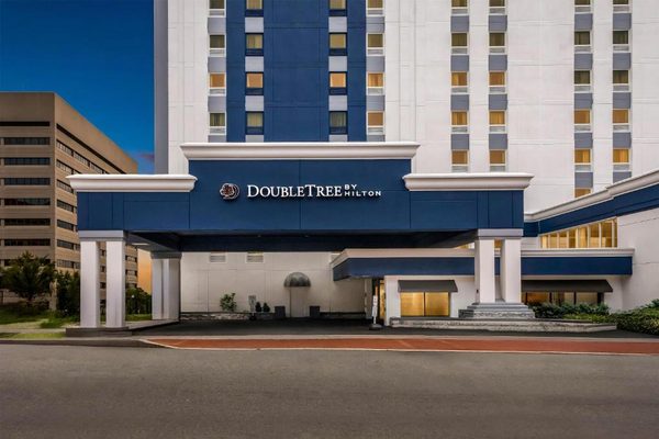 Doubletree By Hilton Hotel Downtown Wilmington Legal District — Property