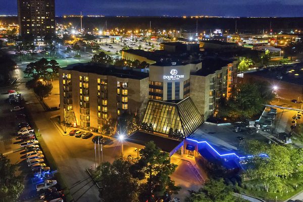 Doubletree By Hilton Hotel Memphis Downtown — Property