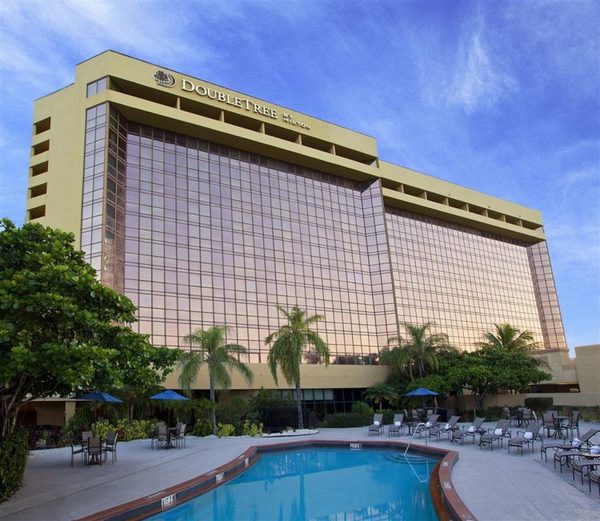 DoubleTree by Hilton Hotel Miami Airport Convention Center — Property