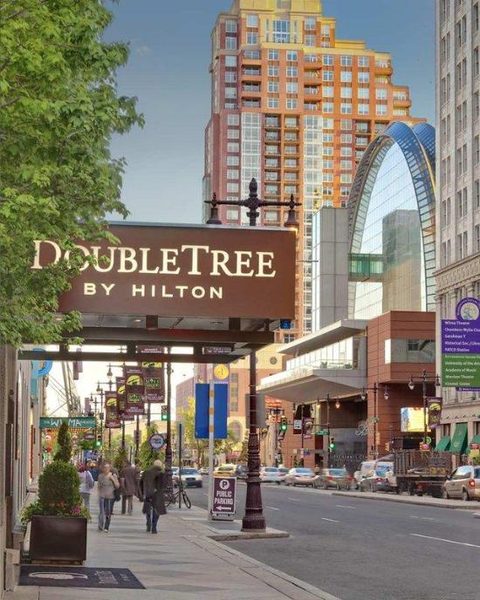 Doubletree By Hilton Hotel Philadelphia Center City — Property