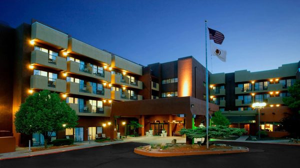 DoubleTree by Hilton Hotel Santa Fe — Property