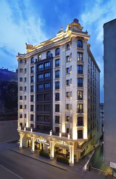Doubletree By Hilton Istanbul Gayrettepe Istanbul — Property