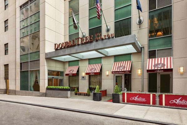 Doubletree By Hilton New York Downtown New York City New York — Property