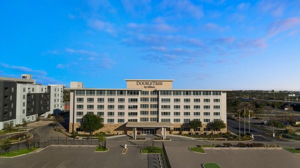 DoubleTree by Hilton San Antonio Northwest — Property