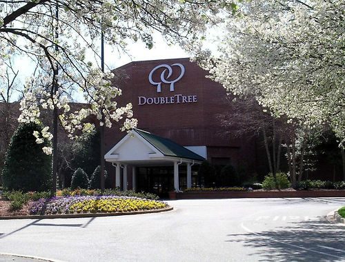 Doubletree Suites by Hilton Hotel Charlotte Southpark — Property