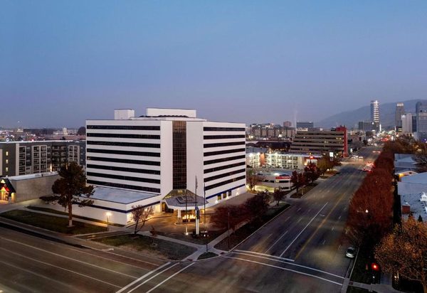 DoubleTree Suites by Hilton Hotel Salt Lake City Downtown — Property