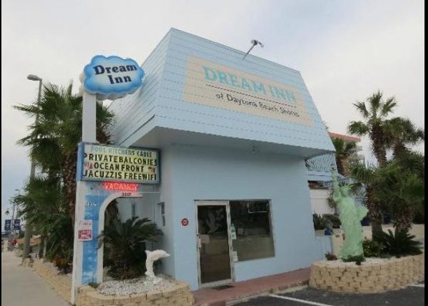 Dream Inn by AmeriVu — Property