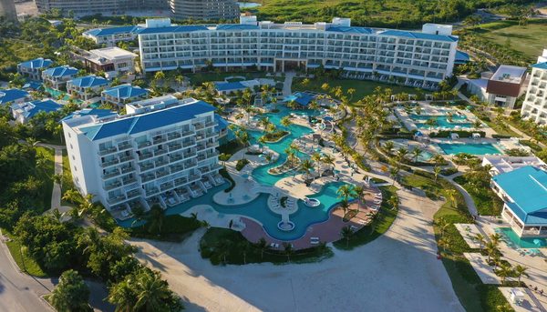Dreams Cap Cana Resort Spa — Property