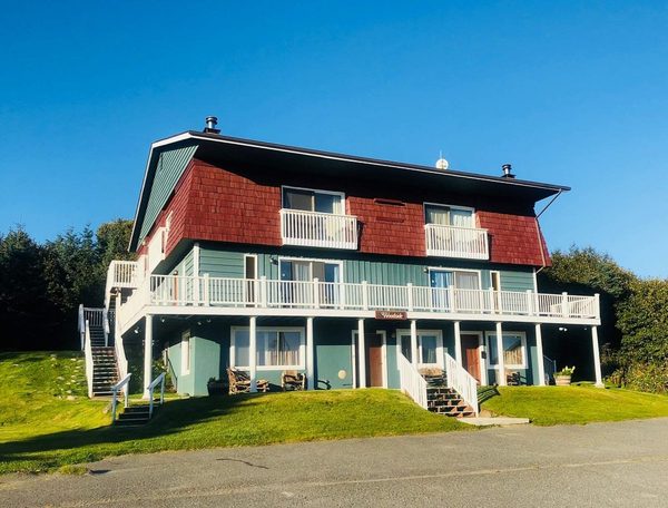 Driftwood Inn Homer Seaside Lodges — Property