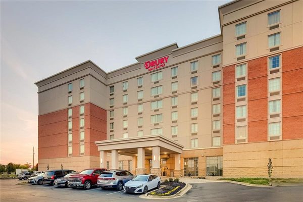 Drury Inn Suites Dayton North — Property