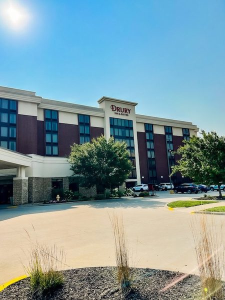 Drury Inn Suites Kansas City Overland Park — Property