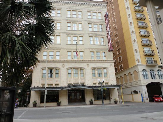 Drury Inn Suites San Antonio Riverwalk San Antonio Texas — Property