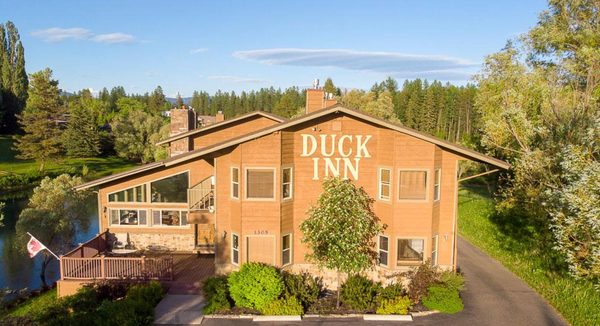 Duck Inn Lodge — Property
