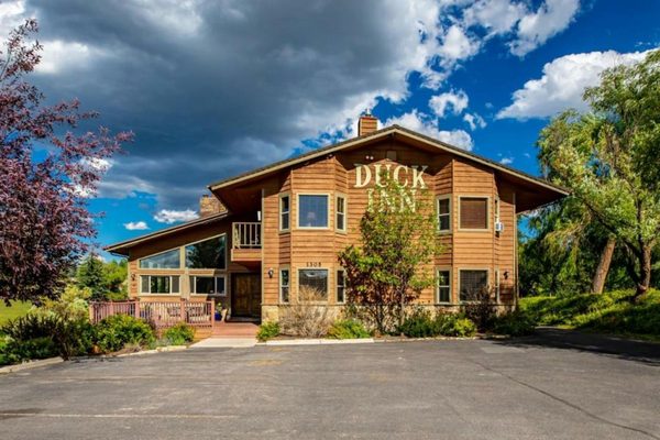Duck Inn Lodge — Property