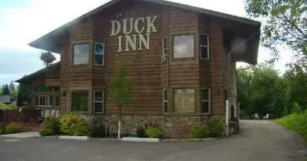 Duck Inn Lodge — Property