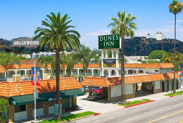 Dunes Inn Sunset Los Angeles California — Property