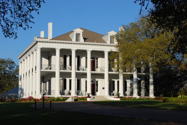 Dunleith Historic Inn Natchez Mississippi — Property
