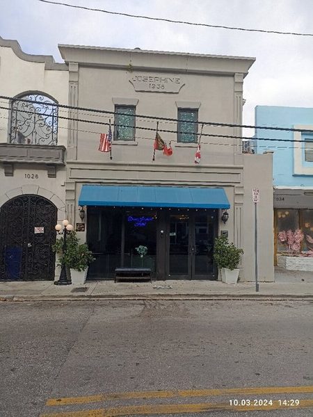 Dunns Josephine Hotel Miami Florida — Property