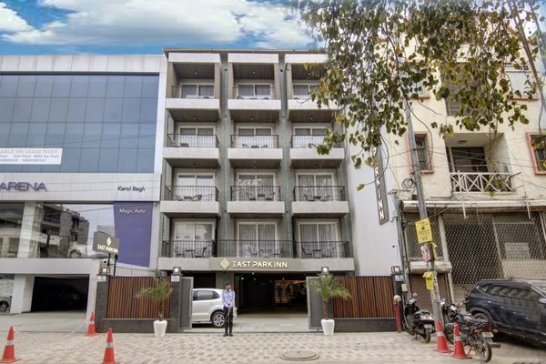 East Park Inn — Property