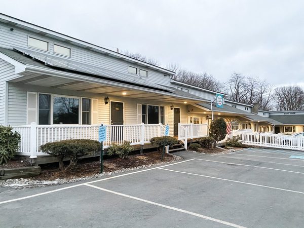 East Shore Lodging — Property
