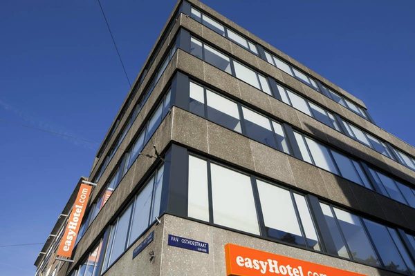 EasyHotel Amsterdam City Centre — Property