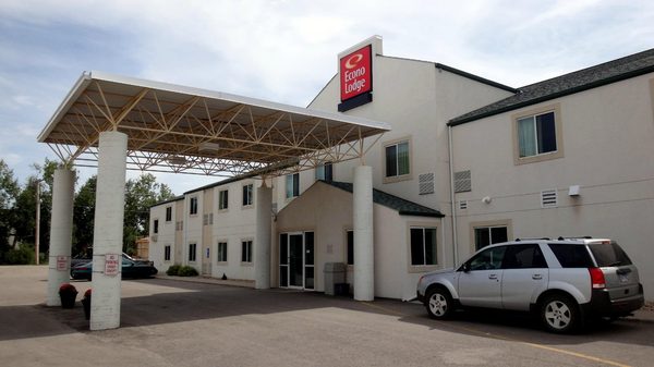Econo Lodge — Property