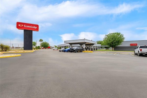 Econo Lodge Carlsbad Caverns Area — Property