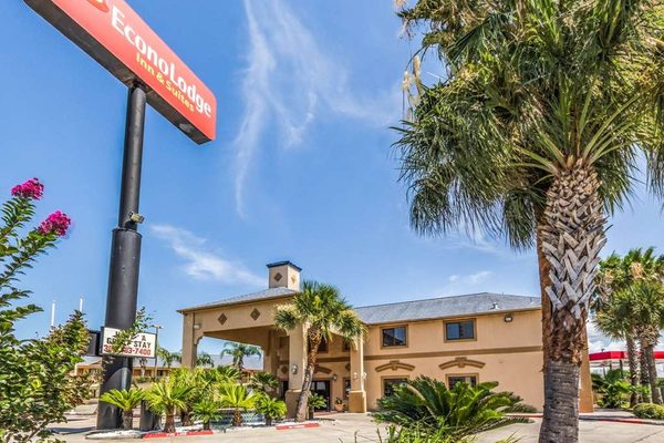 Econo Lodge Inn Suites Corpus Christi — Property