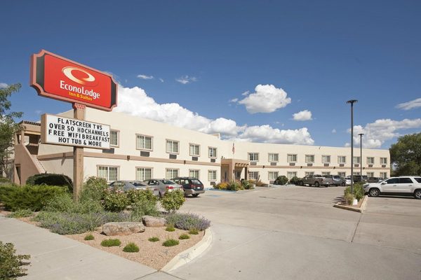 Econo Lodge Inn Suites — Property