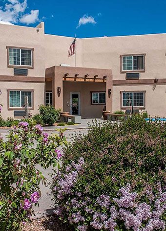 Econo Lodge Inn Suites — Property