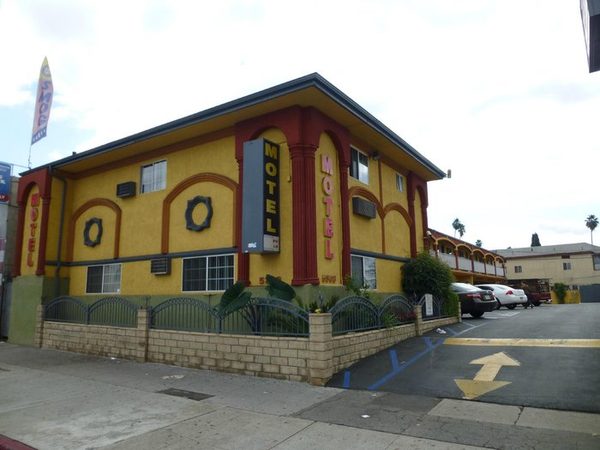Economy Inn Hollywood Los Angeles California — Property