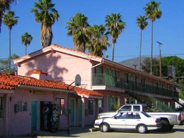 Economy Inn Motel Los Angeles California — Property