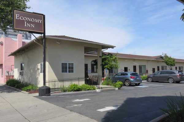 Economy Inn — Property