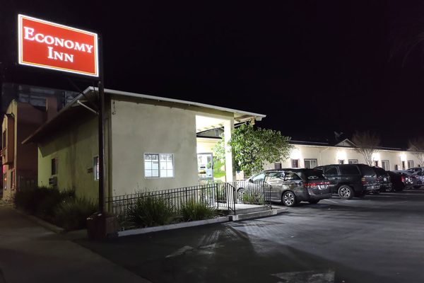 Economy Inn — Property