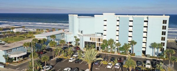 El Caribe Resort Conference Center — Property
