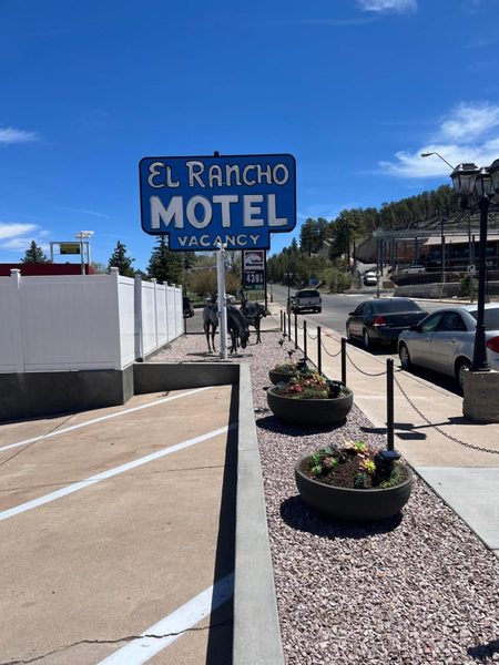 El Rancho Motel — Property