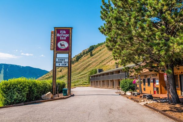 Elk Refuge Inn — Property