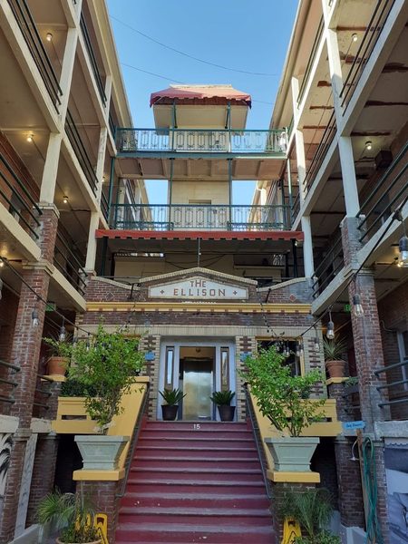 Ellison Suites Los Angeles California — Property