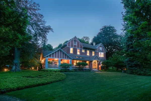 Ellwanger Estate Bed and Breakfast — Property