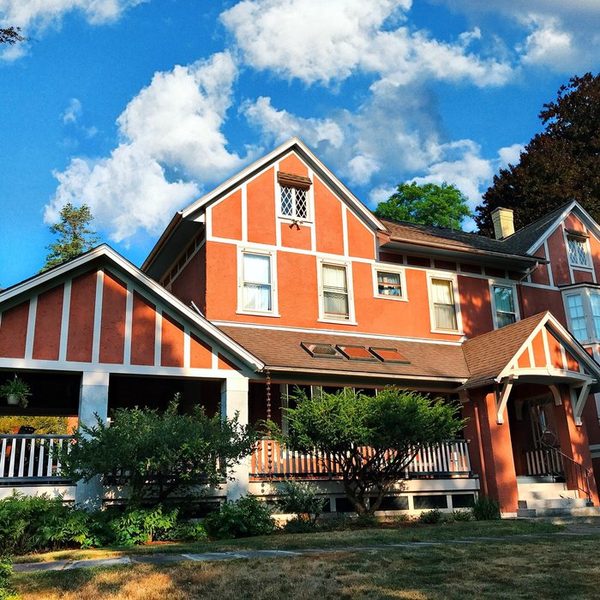 Ellwanger Estate Bed and Breakfast — Property