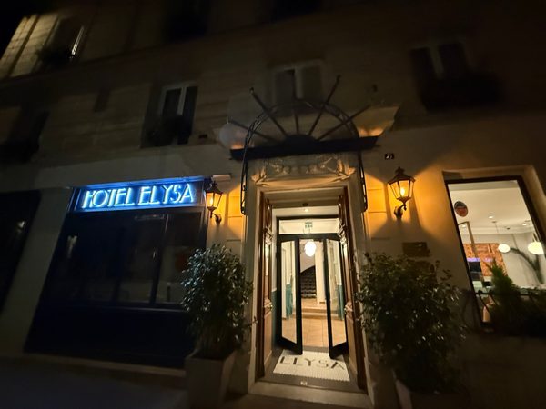 Elysa Luxembourg Hotel — Property