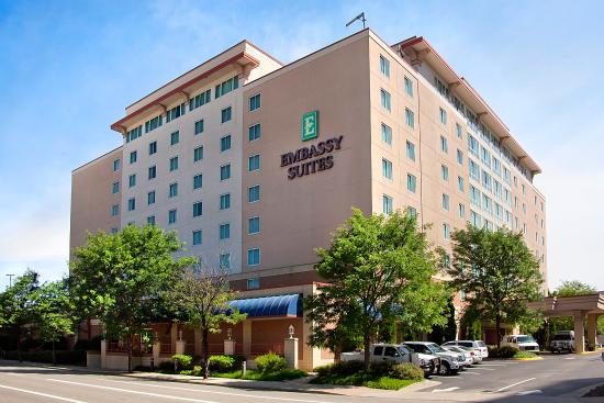 Embassy Suites by Hilton Charleston — Property