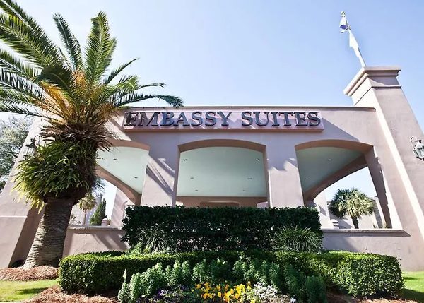 Embassy Suites by Hilton Charleston Historic District — Property