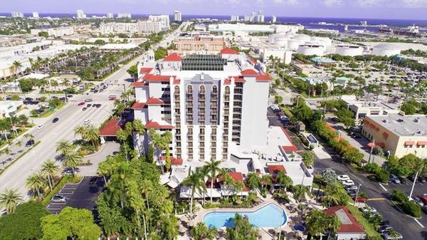 Embassy Suites By Hilton Fort Lauderdale 17th Street Fort Lauderdale Broward County — Property
